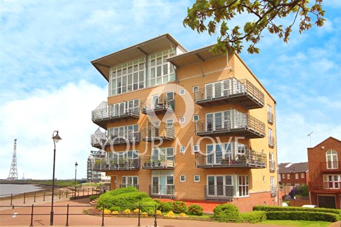 1 Bedroom Flat To Rent In Lightermans Way, Greenhithe, Kent, DA9