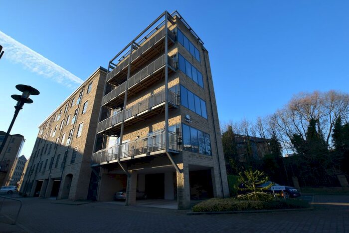 1 Bedroom Flat To Rent In The Melting Point, Firth Street, Huddersfield HD1