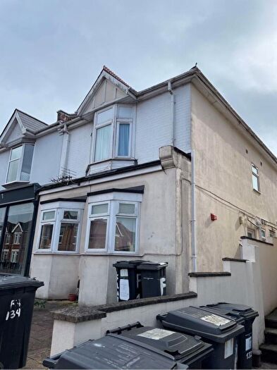 1 Bedroom Detached House To Rent In Alma Road, Bournemouth, BH9