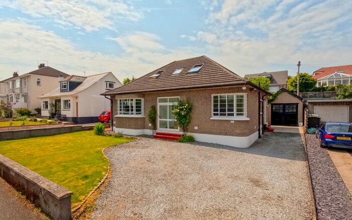 4 Bedroom Detached Bungalow For Sale In Glasgow Road, Waterfoot, East Renfrewshire., G76