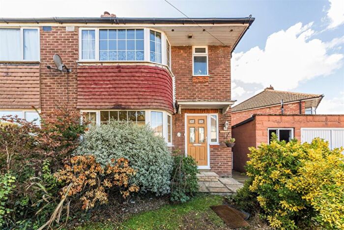 3 Bedroom Plot To Rent In Hazel Crescent, Kidlington, Oxon, OX5