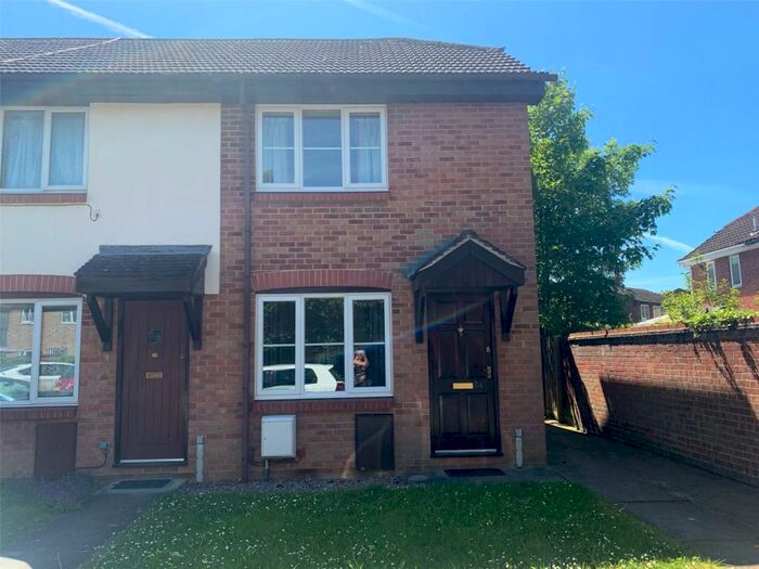2 Bedroom End Of Terrace House To Rent In Roman Way, Bicester, Oxfordshire, OX26
