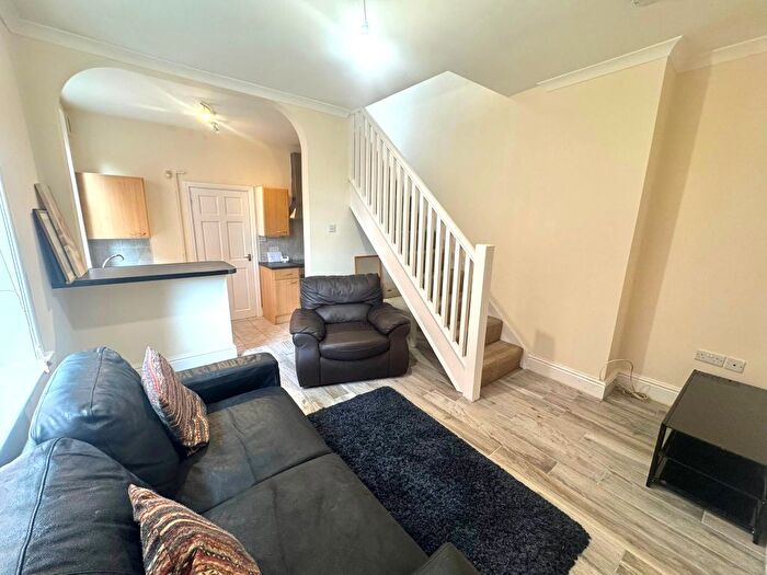 1 Bedroom Flat To Rent In Woodborough Road, Nottingham, NG3