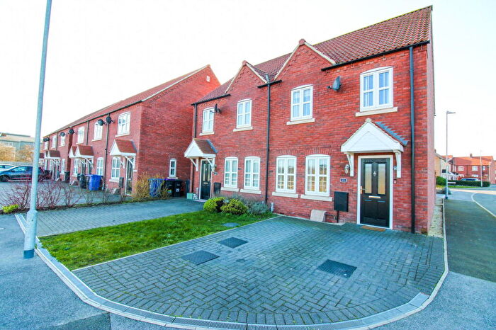 3 Bedroom Semi-Detached House For Sale In Swale Drive, Gainsborough, Lincolnshire, DN21