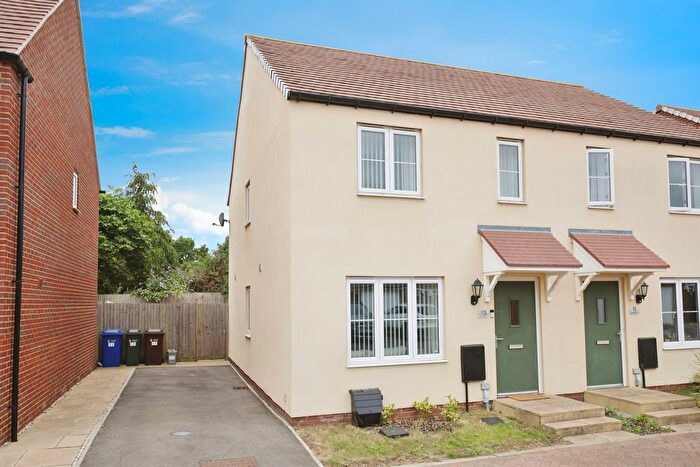 2 Bedroom Semi-Detached House For Sale In Speedwell Road, Bodicote, Banbury, OX15