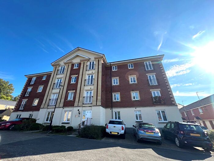 2 Bedroom Flat To Rent In Brean Road, Swindon, SN25