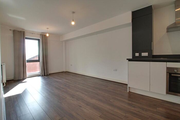 2 Bedroom Apartment To Rent In The Drapery, Fabrick Square, Lombard Street, Digbeth, B12