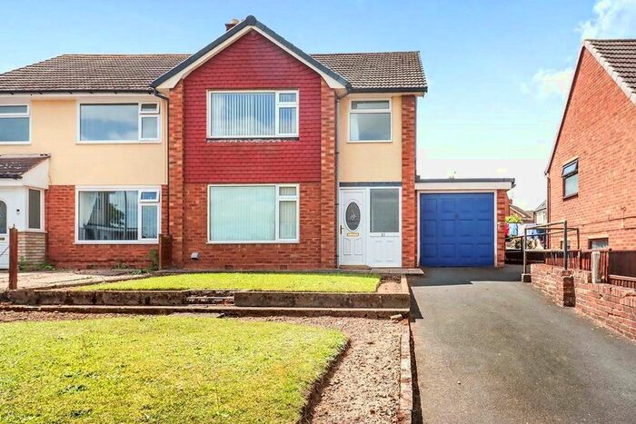 3 Bedroom Semi-Detached House To Rent In Far Vallens, Hadley, Telford, Shropshire, TF1