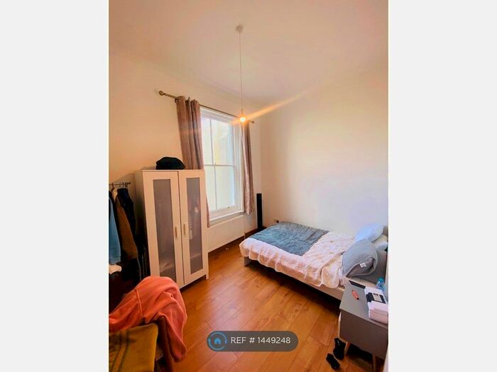 1 Bedroom Flat To Rent In Wellington Road, Brighton And Hove, BN2