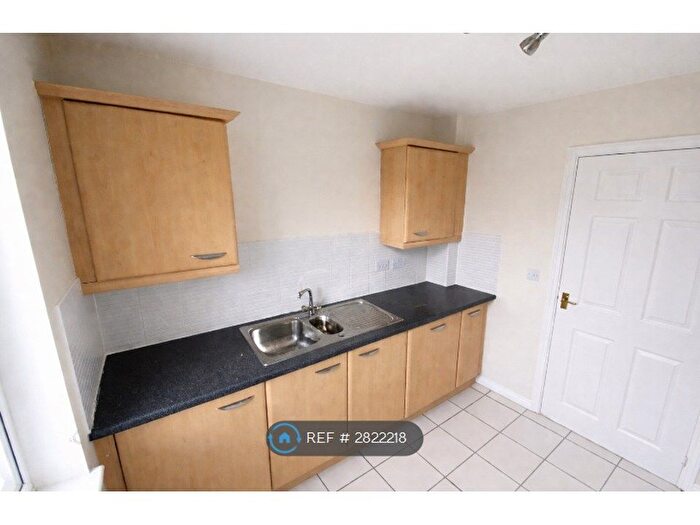 2 Bedroom Flat To Rent In Bradford Drive, Colchester, CO4