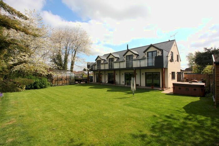 6 Bedroom Detached House To Rent In Foundry Road, Malmesbury, SN16