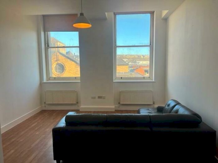 2 Bedroom Flat To Rent In Behrens Warehouse, Little Germany, Bradford, BD1