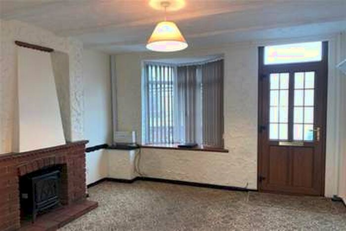 2 Bedroom House To Rent In Cannock Road, Cannock, WS11