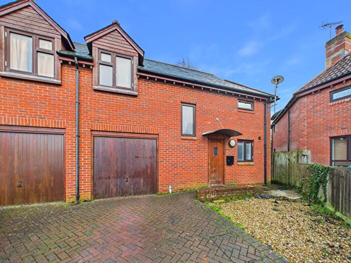 3 Bedroom End Of Terrace House For Sale In Haymans Orchard, Woodbury, EX5