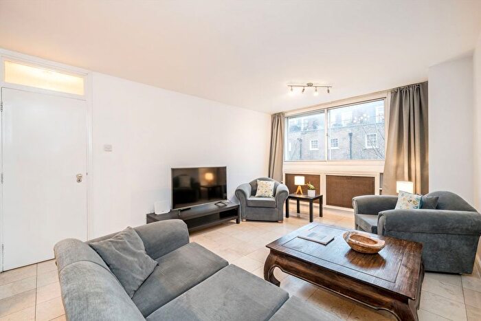 1 Bedroom Flat For Sale In George Street, Marylebone, W1U