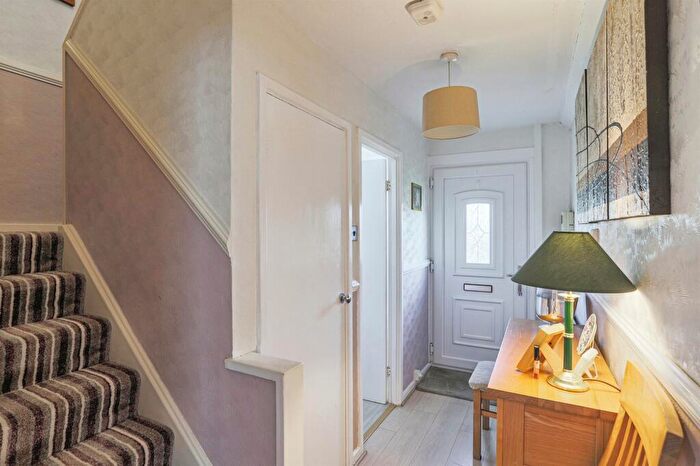 3 Bedroom Terraced House For Sale In Stanks Lane North, Leeds, LS14