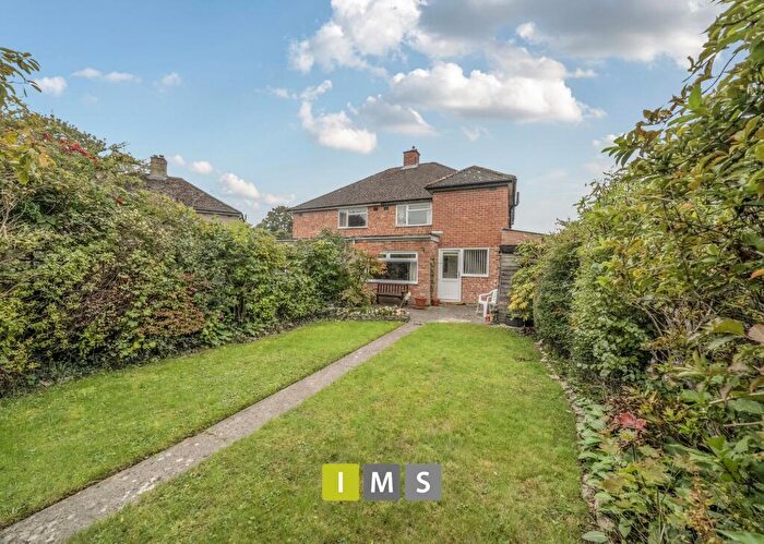 3 Bedroom House For Sale In Ashlong Road, Headington, OX3