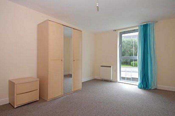2 Bedroom Detached House To Rent In Kelvin Gate, Bracknell, RG12