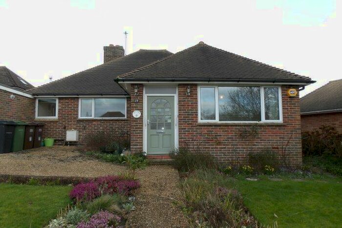 2 Bedroom Detached Bungalow To Rent In Rother View, Etchingham, TN19