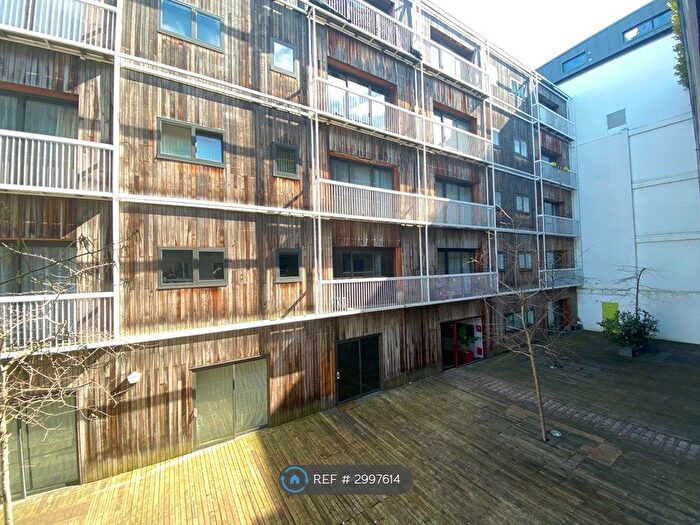 Studio To Rent In The Cable Yard, Liverpool, L2