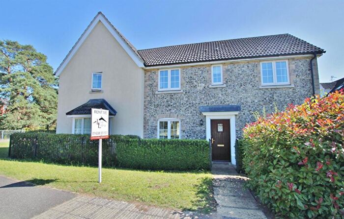 3 Bedroom Semi Detached House To Rent In Bergamot Close, Red Lodge, IP28