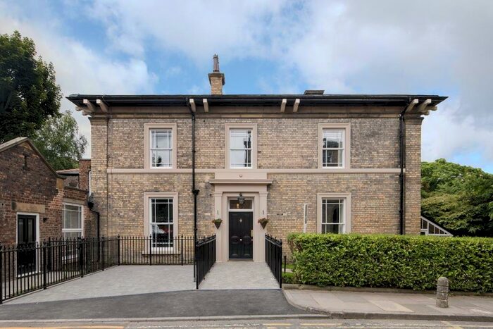Studio To Rent In Claremont House, Framlington Place, NE2