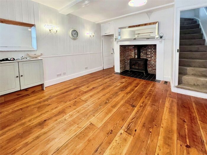 3 Bedroom Terraced House To Rent In Best Lane, Canterbury, Kent, CT1