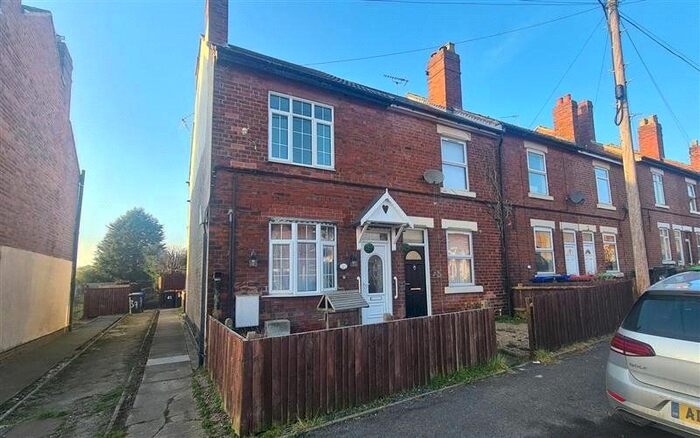 3 Bedroom End Of Terrace House For Sale In Mayfield Street, Kirkby-In-Ashfield, Nottingham, NG17