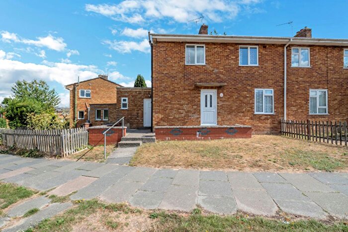 3 Bedroom Terraced House For Sale In Severn Road, Bury St. Edmunds, IP32