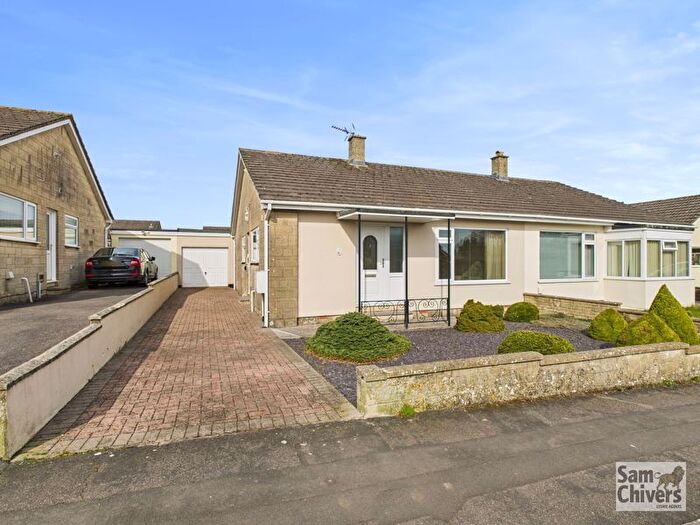 2 Bedroom Semi-Detached Bungalow For Sale In Eckweek Road, Peasedown St. John, Bath, BA2