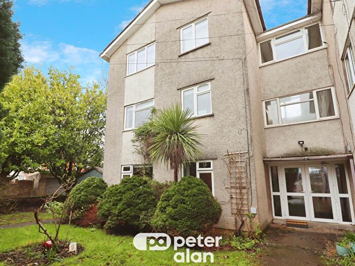 2 Bedroom Flat For Sale In Glan Y Nant Road, Cardiff, CF14