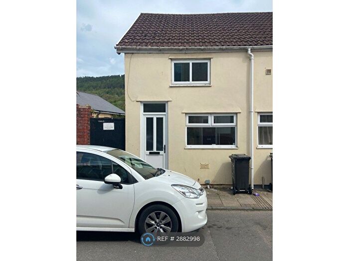2 Bedroom Semi-Detached House To Rent In Aberfan Road, Merthyr Tydfil, CF48