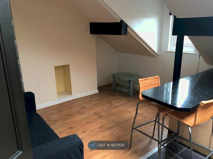1 Bedroom Flat To Rent In Norman Terrace, Leeds, LS8