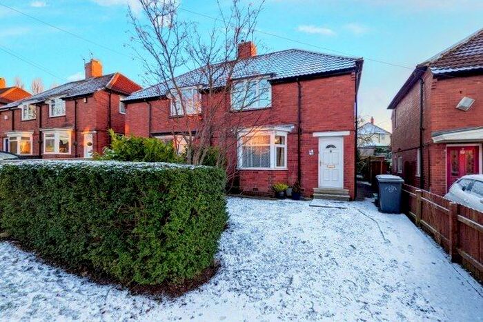 3 Bedroom Semi-Detached House To Rent In Lowes Barn Bank, Durham, DH1