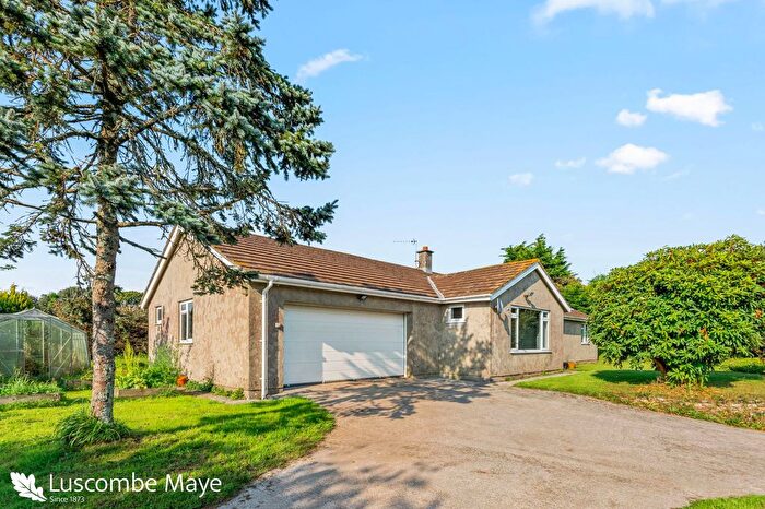 3 Bedroom Bungalow For Sale In East Allington, Totnes, TQ9