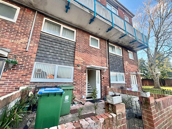 2 Bedroom Maisonette To Rent In Nashe Way, Fareham, PO15