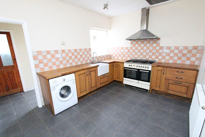 3 Bedroom Terraced House To Rent In Stanhope Road, Northampton, NN2