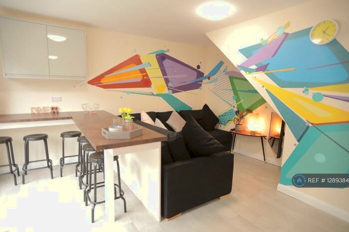 6 Bedroom Semi-Detached House To Rent In Dartmouth Crescent, Brighton, BN2