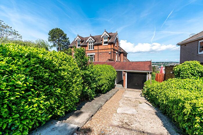 1 Bedroom Flat To Rent In Borstal Road, Rochester, ME1