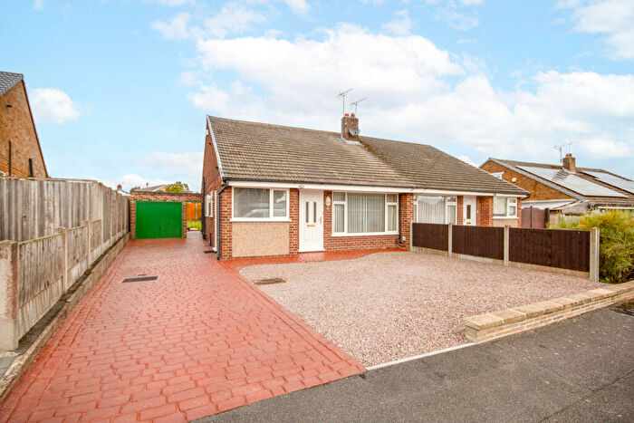 2 Bedroom Semi-Detached Bungalow For Sale In Cairns Close, Mickleover, DE3