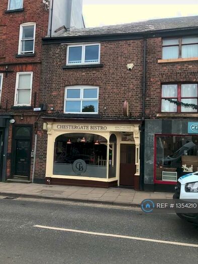 3 Bedroom Flat To Rent In Chestergate, Macclesfield, SK11