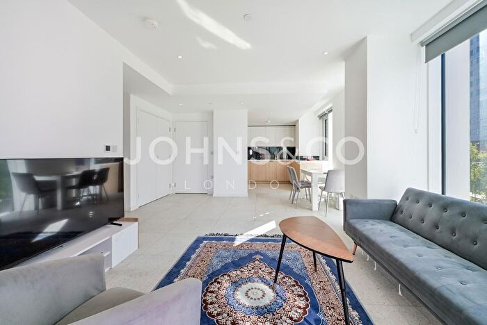 2 Bedroom Flat To Rent In Bouchon Point, The Silk District, Whitechapel, E1