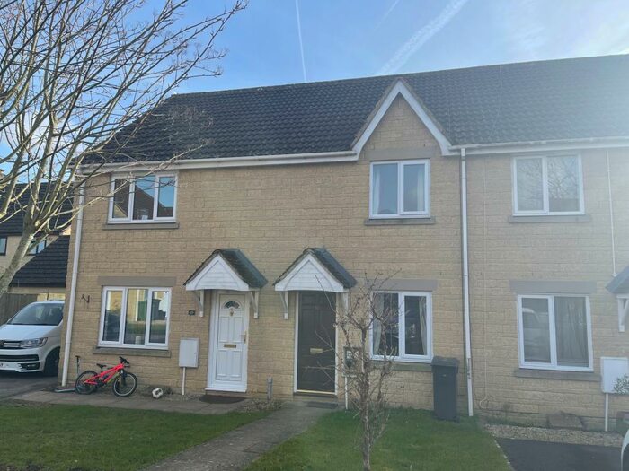 2 Bedroom Terraced House For Sale In Drift Close, GL7