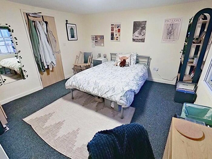 4 Bedroom Flat To Rent In B, North Sherwood Street, Nottingham, NG1