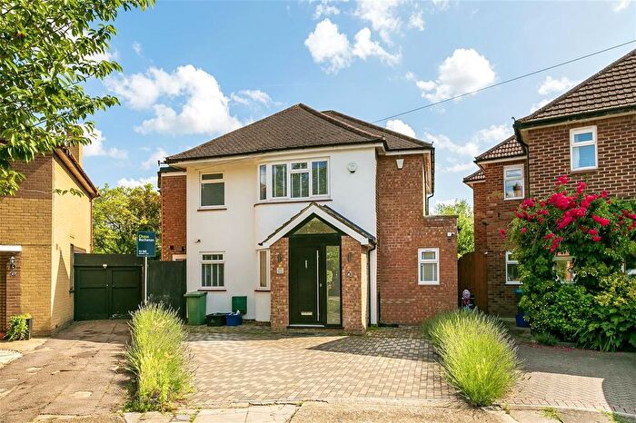 5 Bedroom Detached House For Sale In Longford Close, Hampton Hill, TW12