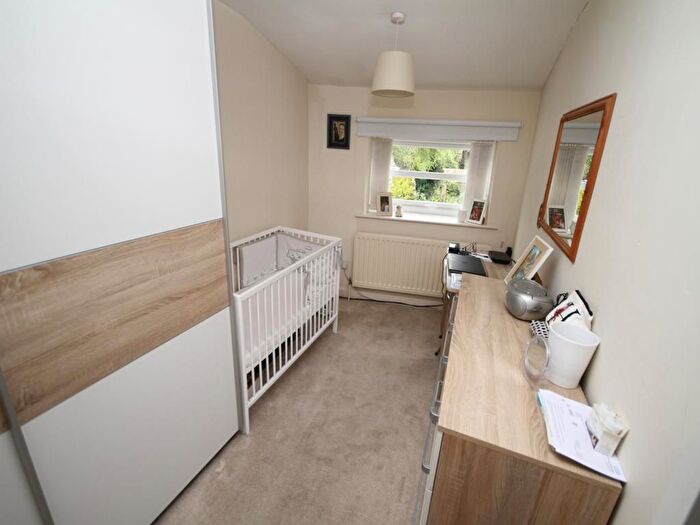2 Bedroom End Of Terrace House For Sale In Ashwell Road, Heaton, Bradford, BD9