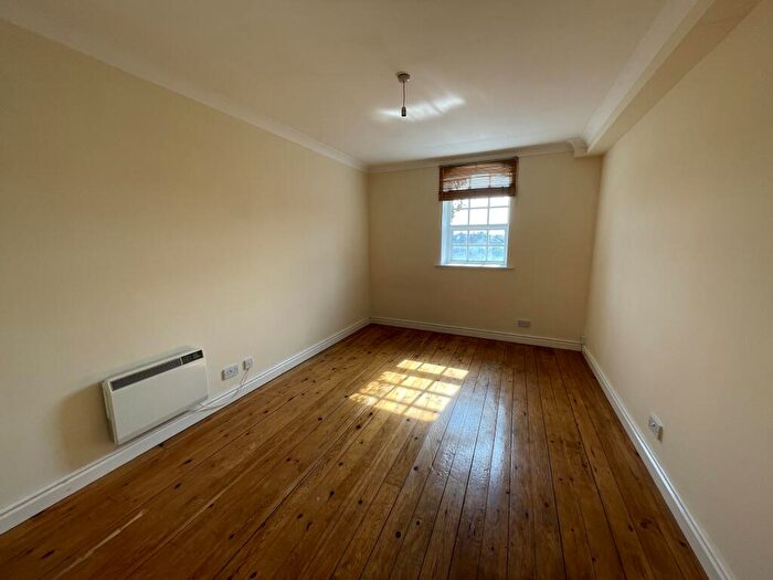 2 Bedroom Flat To Rent In Crown Mill, Vernon Street, Lincoln, LN5