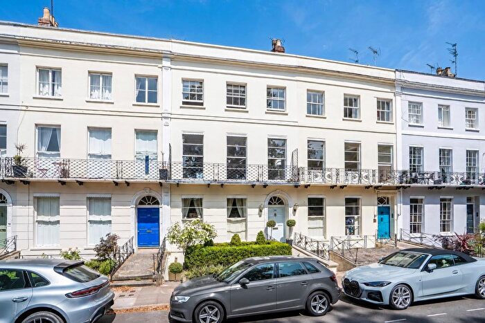 2 Bedroom Flat For Sale In Montpellier Spa Road, Cheltenham, GL50
