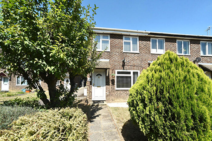 2 Bedroom End Of Terrace House For Sale In Sevenfields, Highworth, Swindon, SN6