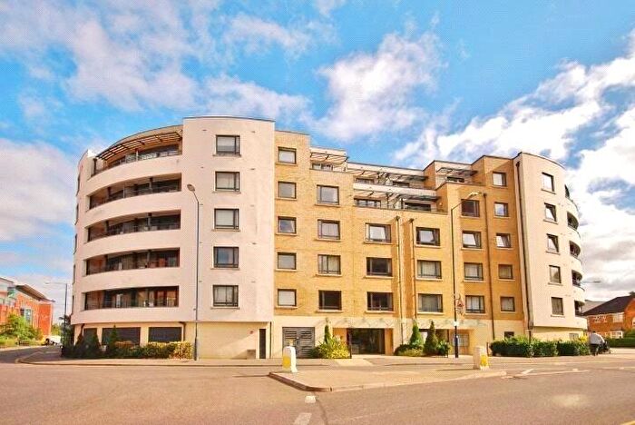 1 Bedroom Apartment To Rent In Chertsey Road, Woking, GU21